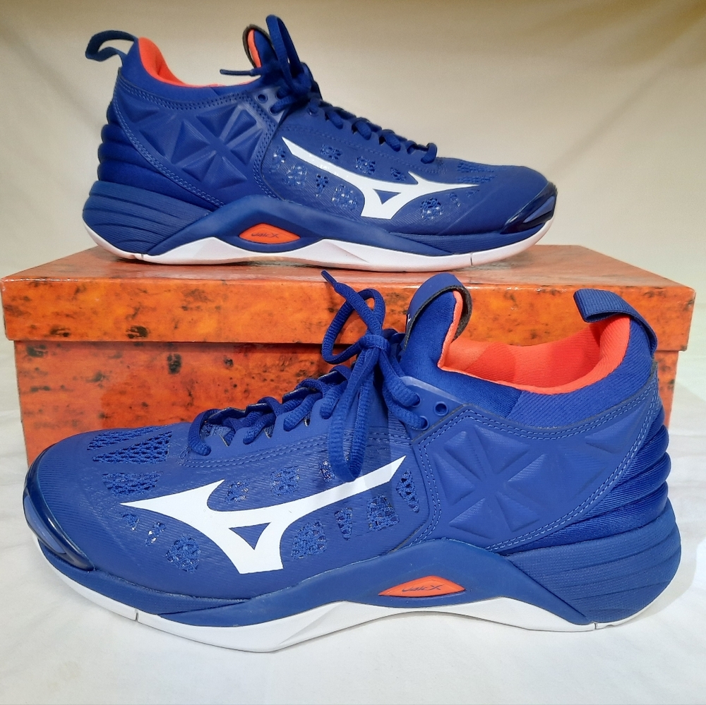 Mizuno Wave Momentum Volleyball Indoor Court Shoes Mens Size 8